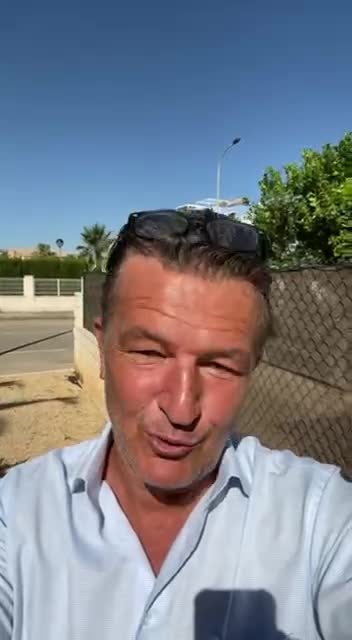 Macron bashing du jamais vu! – La Minute de Ricardo