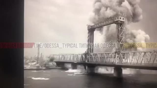 Ukraine War - Footage of the recent "kalibration" of the railway bridge