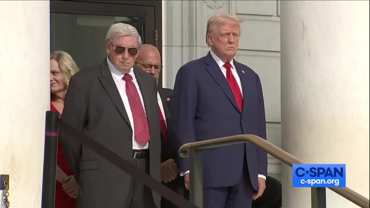 Trump Wreath-Laying at Arlington Cemetery (full)