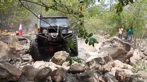4X4 Step up the throttle