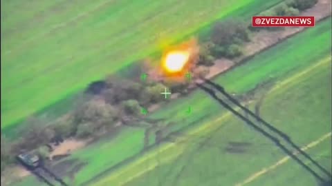 Russian Nona-S 2S9 strikes Ukrop 2S3 Acacia