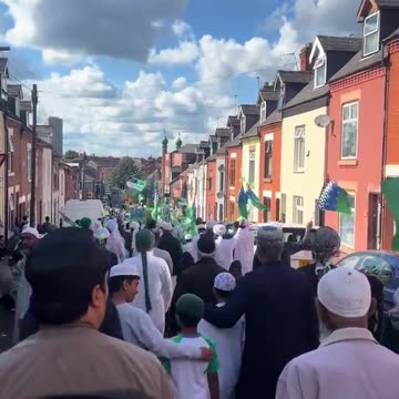 Welcome to Britain! Our ancestors didn’t fight two world wars for their descendants to be replaced in their own country.