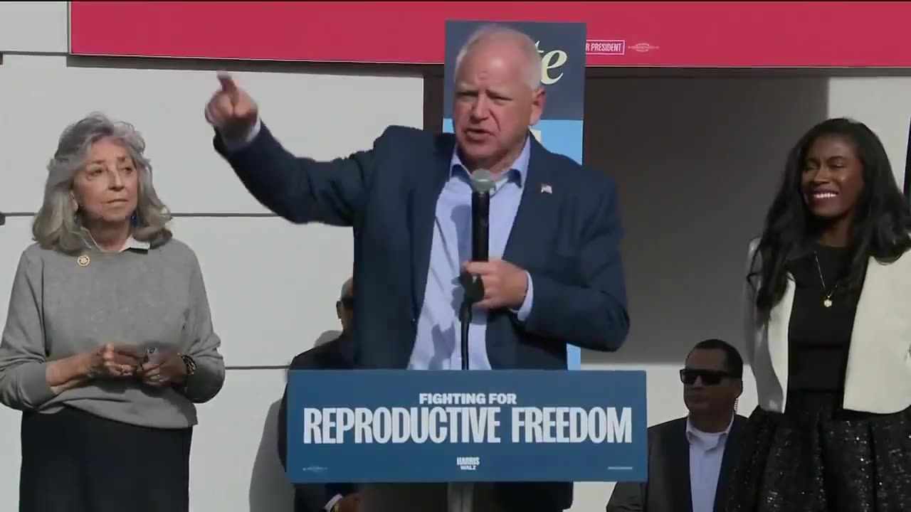 Tim Walz says Trump's rally at Madison Square Garden is like the 1939 Nazi rally