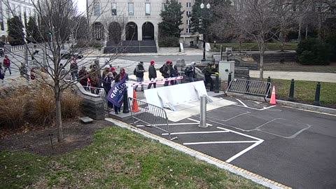 0605USCG00NEDriveExit_2021-01-06_12h20min00s267ms.mp4