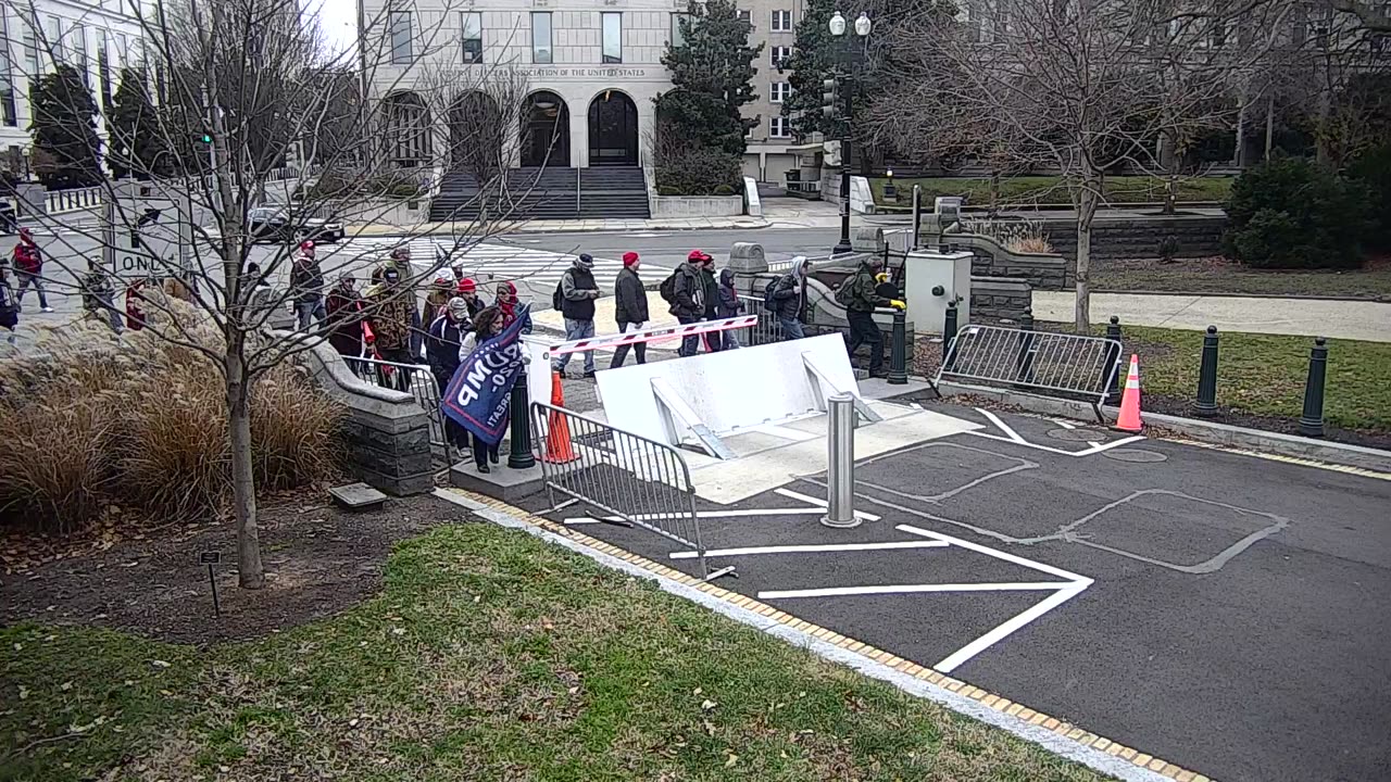 0605USCG00NEDriveExit_2021-01-06_12h20min00s267ms.mp4