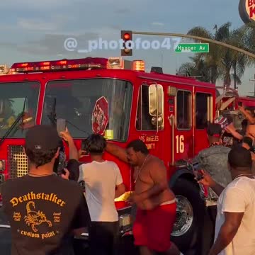 LA Teens Stop Fire Truck From Responding To An Emergency