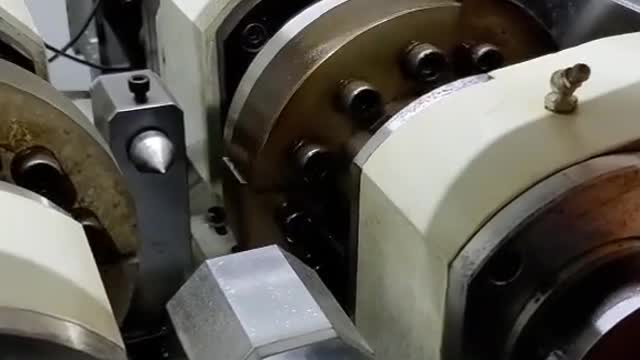 CNC thread rolling machine