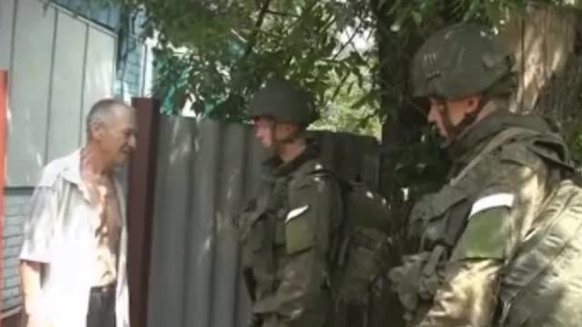 Russian military doctors help residents of the Kharkiv region