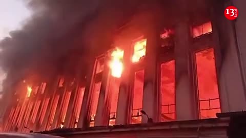 Fiery blaze tears through historical Manila post office building