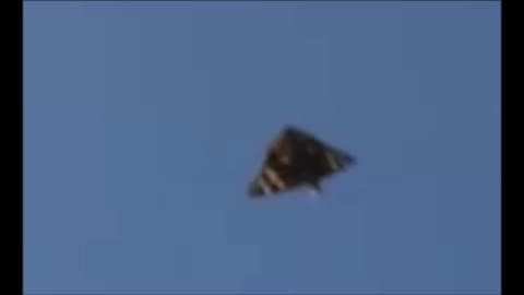 Black Triangle UFO Exposed and Close-up - 6 Sept. 2021 Adelaide