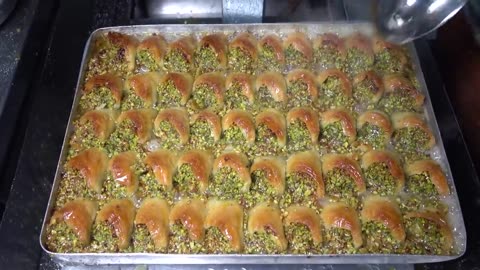 Making Legendary Turkish Baklava