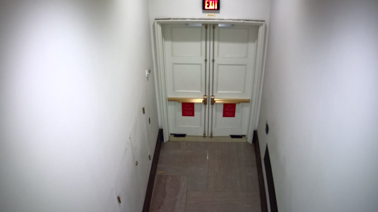 0751USCH02H202FireDoor_2021-01-06_18h09min54s040ms.mp4