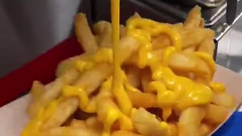 Comment if you like cheese on your fries.