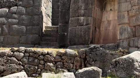 MEGALITH TAMBOMACHAY FROM AFAR & UP CLOSE