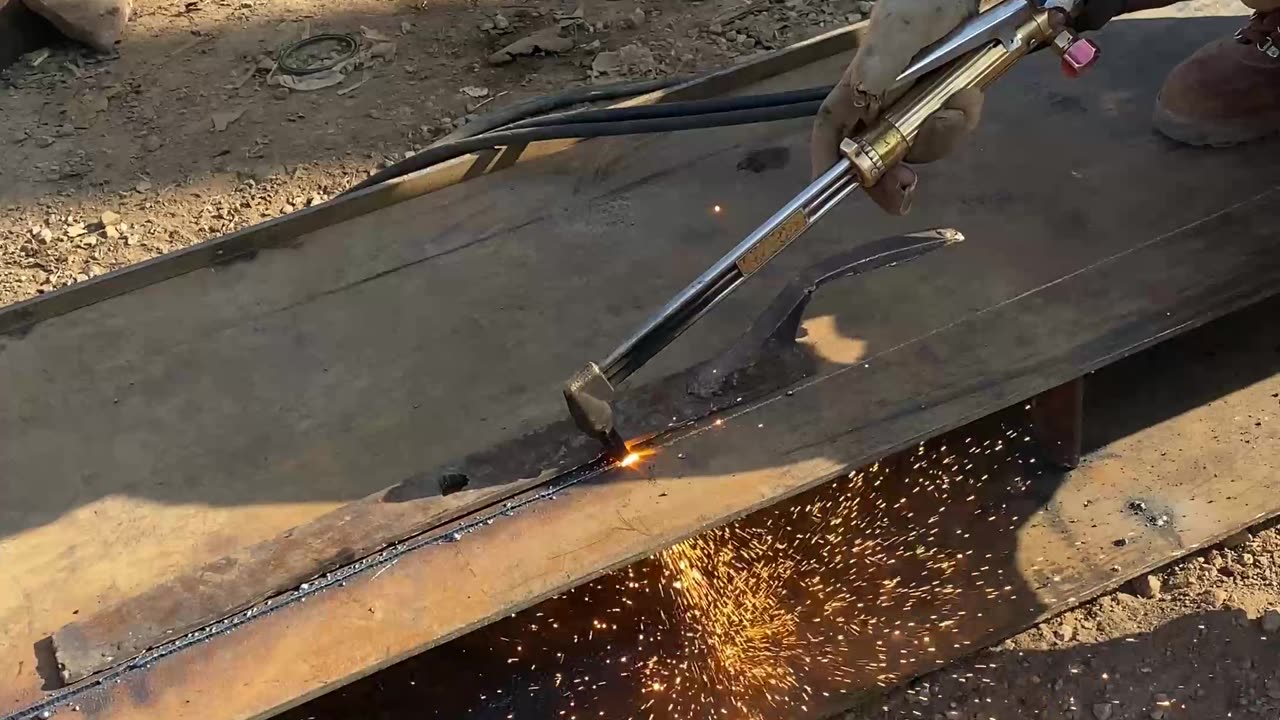 Iron sheet cutting #cutting #excavator #restoration #ytshorts #shorts