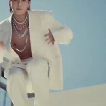 Fan of Jung kook 정국 comments on his song "3D"