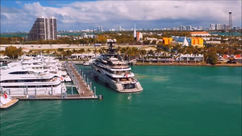 Billionaire Lifestyle in Miami 💸 [Luxury Lifestyle Motivation]