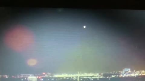 🚨 - Major Alert: Breaking News UFO over the White House Now