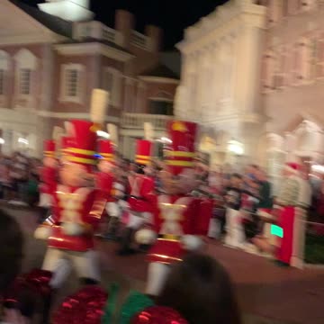 Disney world Xmas parade