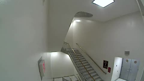 3148RHOB01Stair6_2021-01-06_21h00min02s987ms.mp4