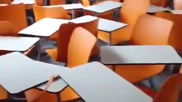 La fine dei banchi a rotelle - The end of wheelchair benches