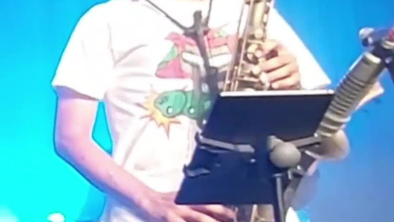 Desmond Sykes (Little Raine Band) - LIVE @ Workplay (Short 7)
