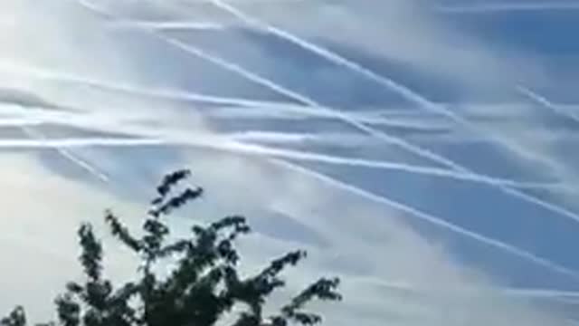 Le scie chimiche guardate ovviamente gli ignoranti negano l’evidenza