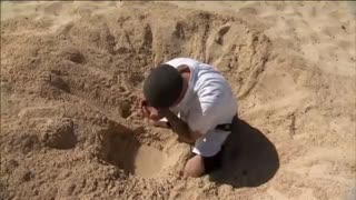 MythBusters: Jamie's Solar Still