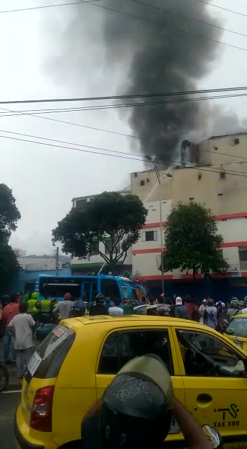 Incendio tienda de ciclas