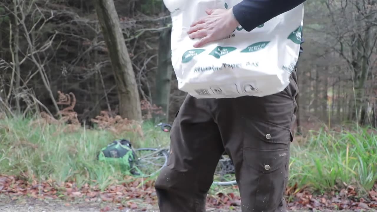 Bushcraft Breakfast - Full English With Foraged Mushrooms