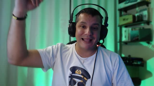 Comandante DENTRO e FORA da Cabine!