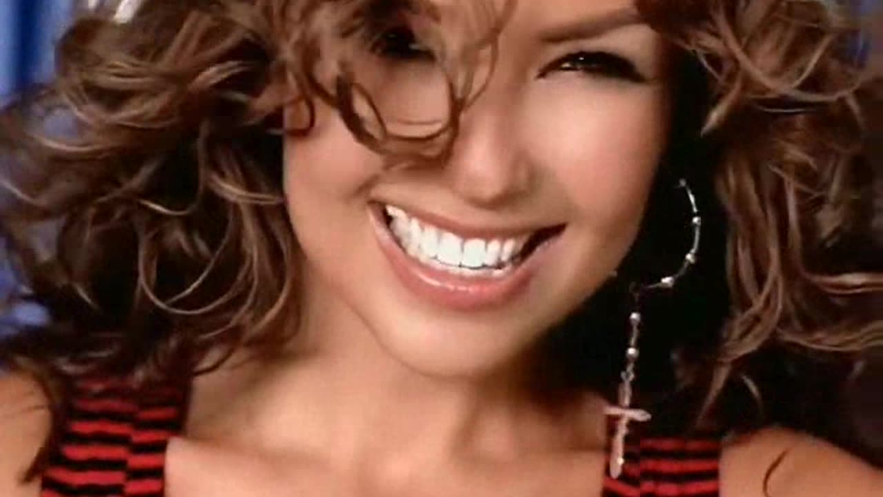 Thalía ft. Fat Joe - I Want You (Official Video)
