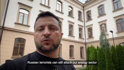 Zelenskiy 🗣️ visit our warriors who are undergoing treatment after being wounded.