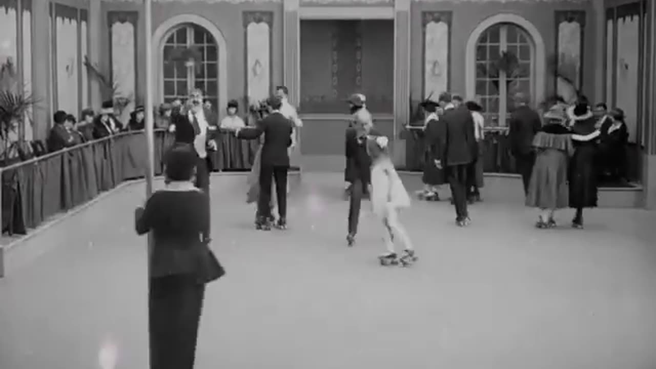 Charli chaplin 1006