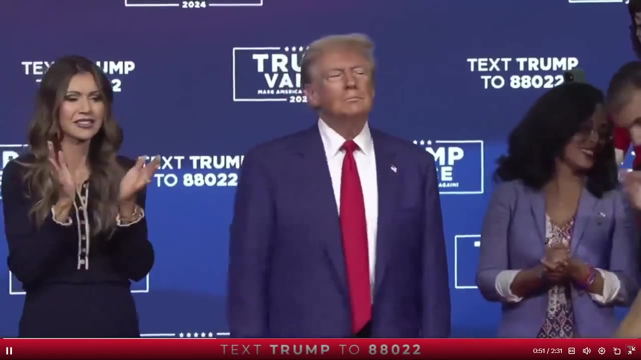 Tổng thống D.J.Trump đã biến Town Hall thành một buổi hòa nhạc. QUÁ TUYỆT VỜI! ❤️❤️❤️❤️❤️