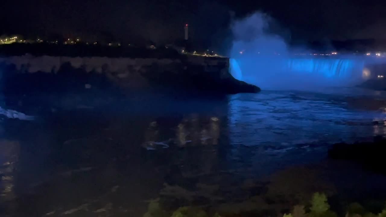 Niagra fall light show