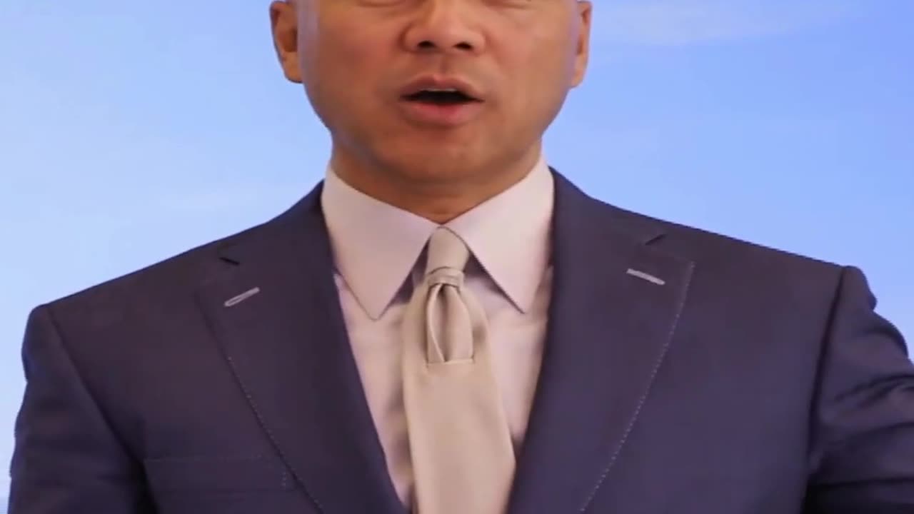 20191010文贵先生直播：共产党的造假游戏（ #大跃进），一切以牺牲穷人的生命、价值、利益为代价，背后就是黑、假、骗。中共官员深谙 #想富去修路，动机是 #腐败！