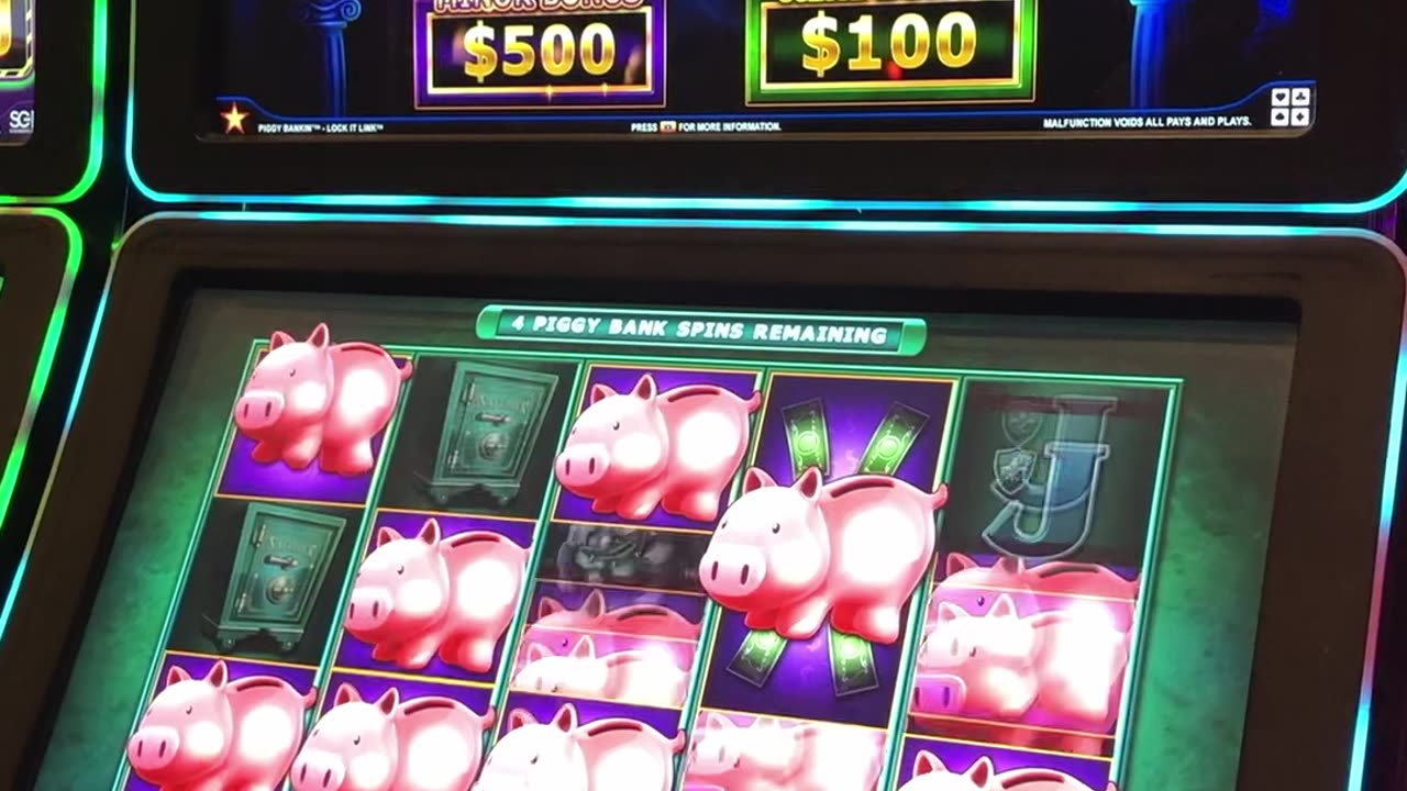 OINK BOOM!!! #slots #casino #slotmachine #slotwin #jackpot #bonusfeature #casinogame #gambling