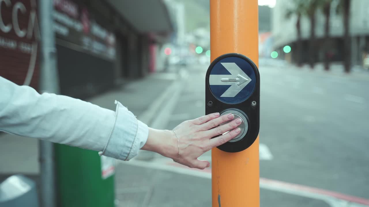 Railroad crossing sign