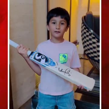 లిటిల్ ఫ్యాన్స్ డ్రీమ్ నెరవేర్చిన కోహ్లీ #short #viratkohli #autographs #littlefans | FBTV NEWS