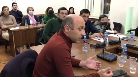 Алмасхан Ардзинба о том, почему посторонние прошли в квартиру, где происходил обыск