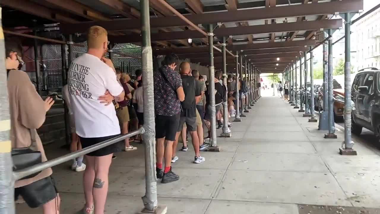 100s line up at a pop-up Monkey Pox Vaccination site in Brooklyn NY