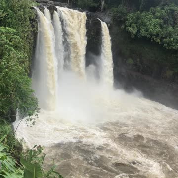 Rainbow Falls in Hilo Hawaii