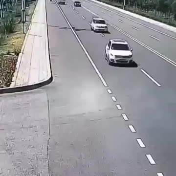 🚨BREAKING: Biker’s Horrific Crash and Explosion