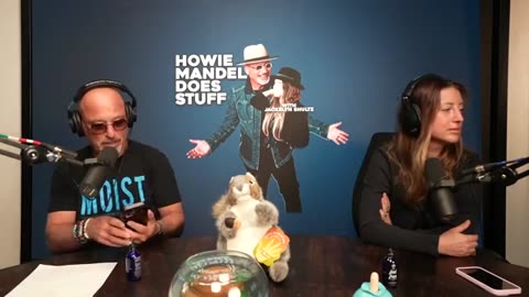 Howie Mandel Does Stuff with Jackelyn Shultz