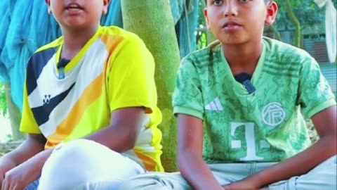 বার্থরুমে গেলে সবাই গান গায়