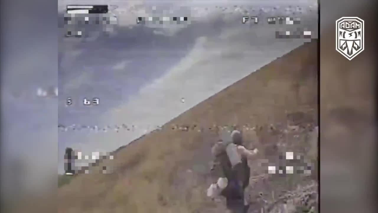 Footage of a Ukrainian kamikaze drone hunting a lost Russian soldier