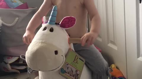 Riding the horsie