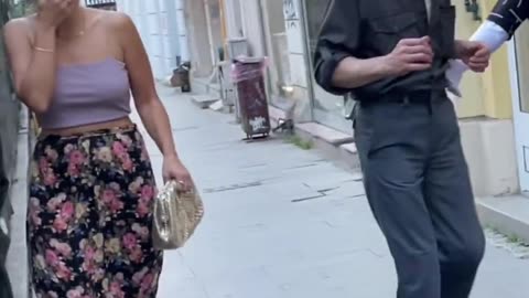 He didn’t expect that 😂💃😂