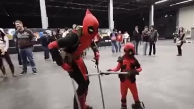 Deadpool vs deadpool